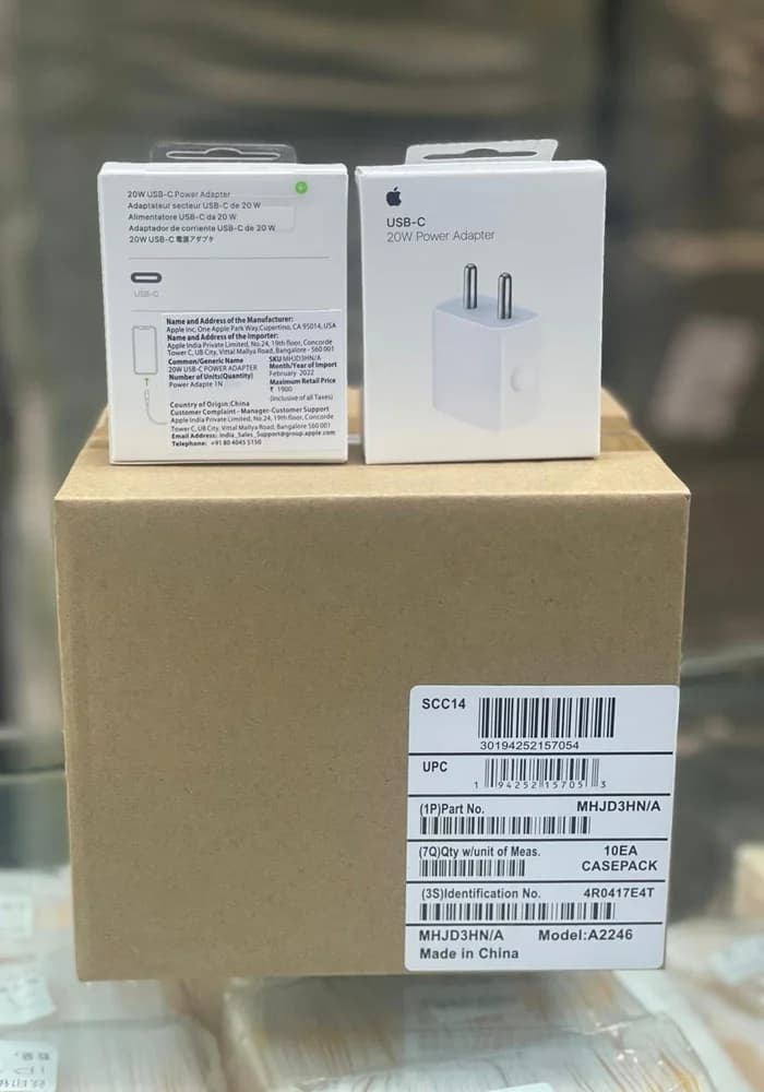 Apple 20W USB-C Power Adapter image 2