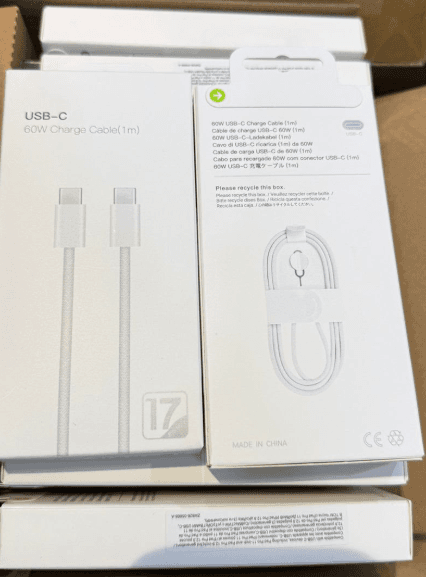 Apple USB-C To USB-C Charging Cable 60W (1m) 17 Cable image 1