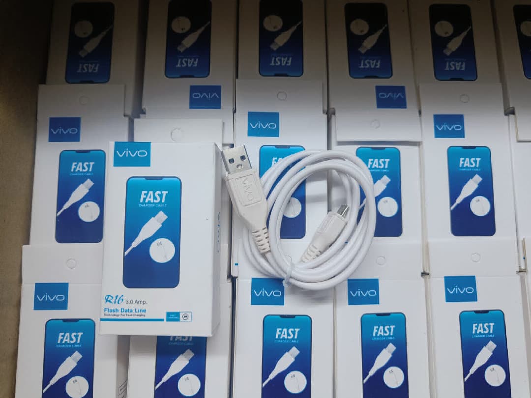 R 16 fast cable 3.0 amp flash data micro cable
