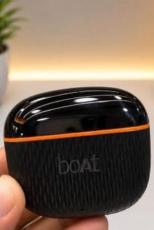 Boat Airdopes 91 TWS Earbuds image 3