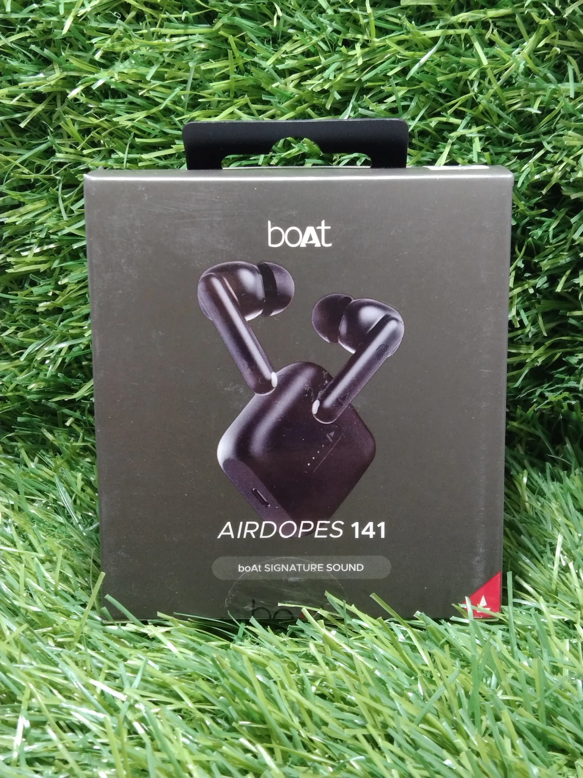 boAt Airdopes 141 image 3