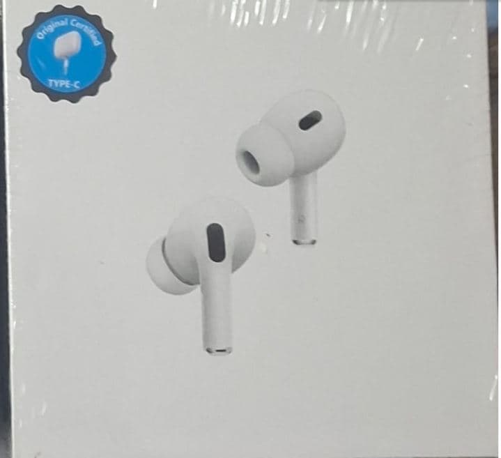 Apple AirPods Pro (2nd Generation) With MagSafe Charging Case (USB-C)