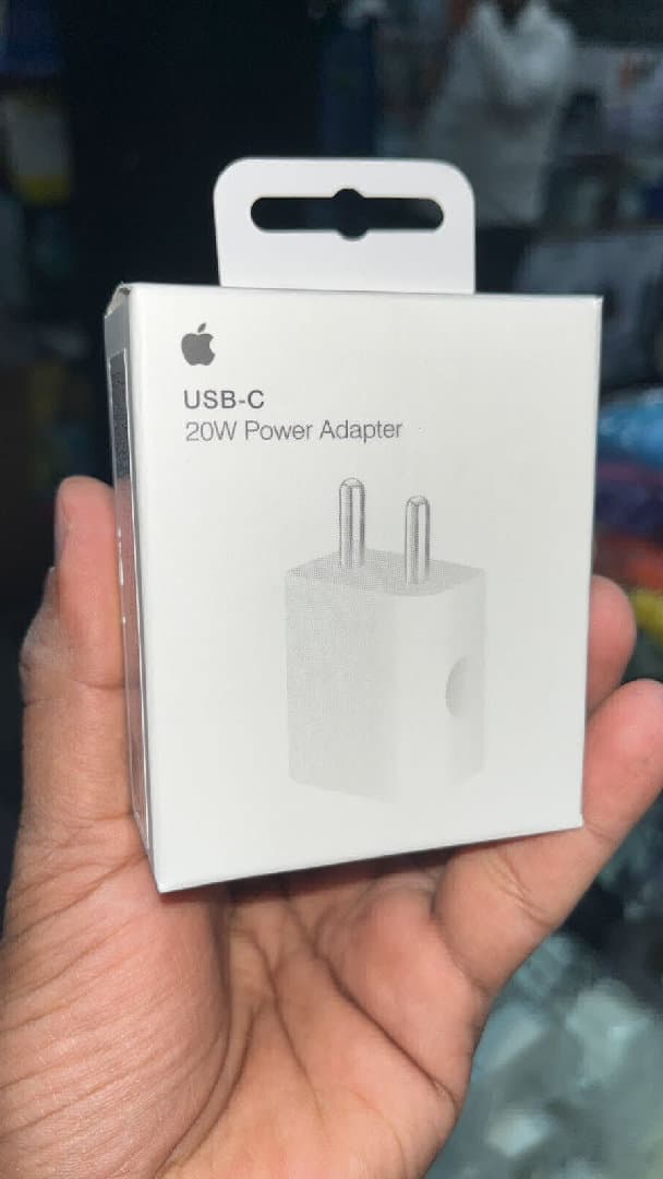 IMPORTED IPHONE 20 W ADEPTER image 1