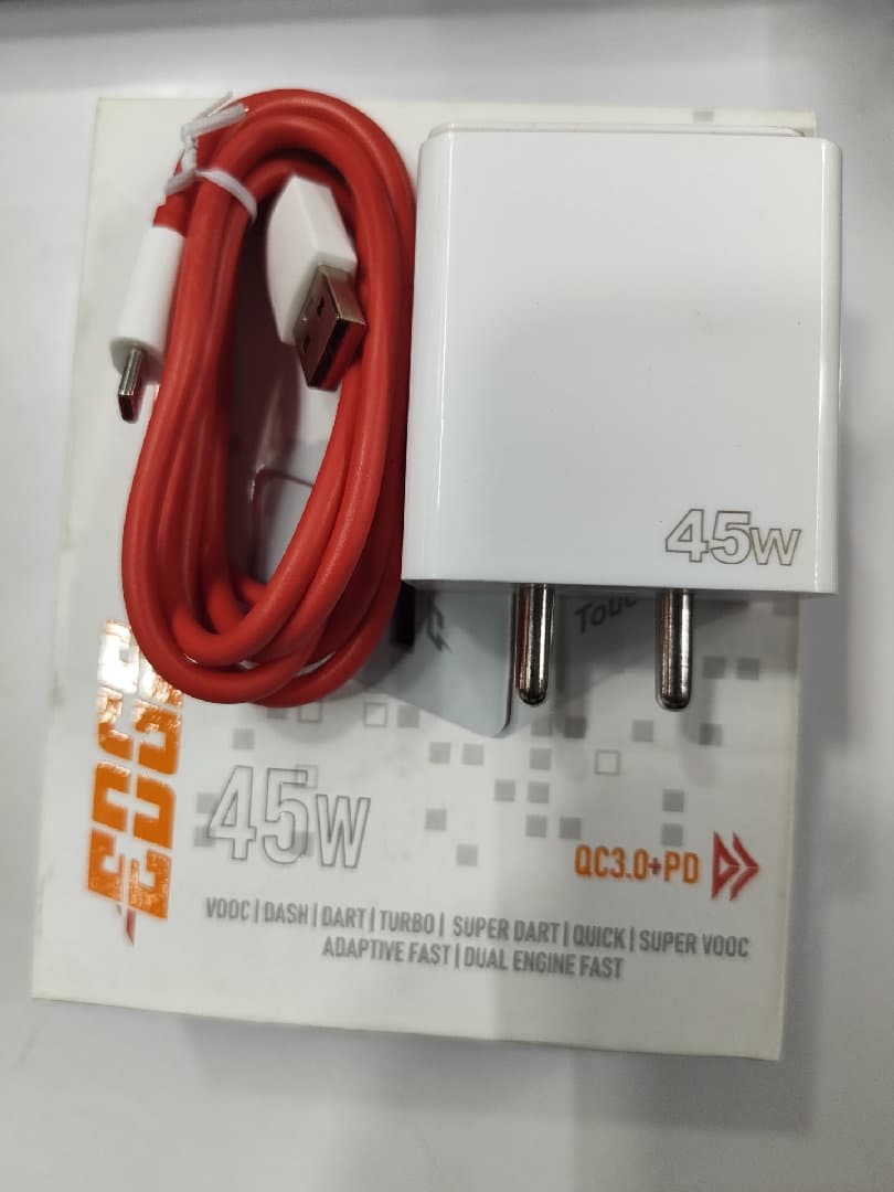 45WATT FAST CHARGER image 3