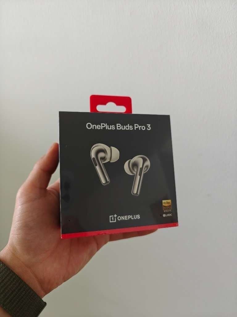 OnePlus Buds Pro 3