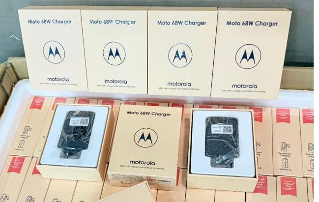 Motorola TurboPower 68W GaN Fast Charger