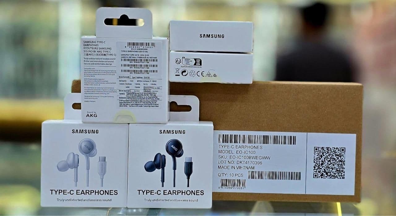 Samsung AKG-Tuned Type-C Wired Earphones EO-IC100