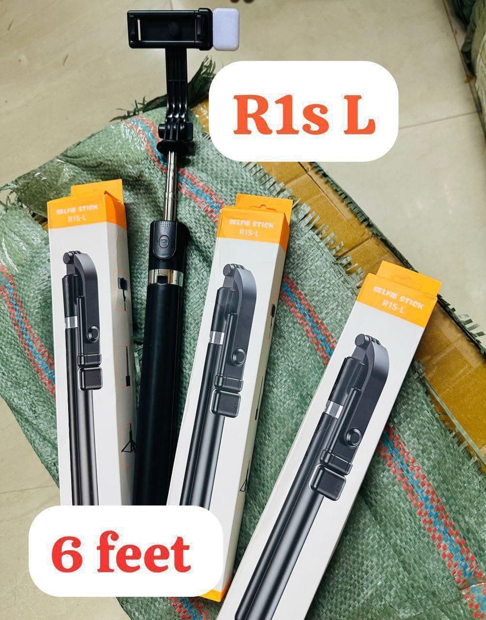 R1S-L Bluetooth Selfie Stick Tripod With LED Light