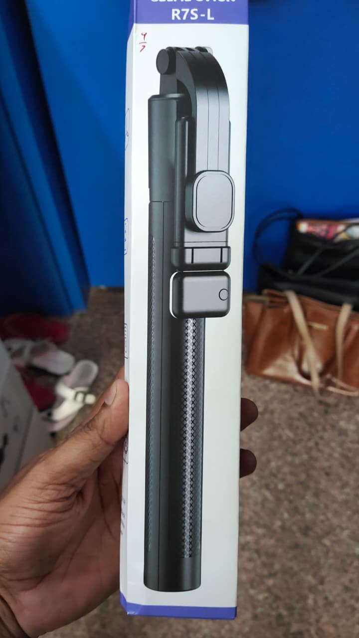 R7S-L Bluetooth Selfie Stick Tripod