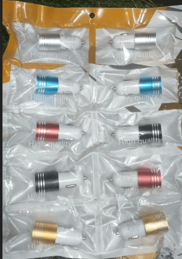 Mini Dual USB Car Charger / 12V-24V Car Mobile Charger