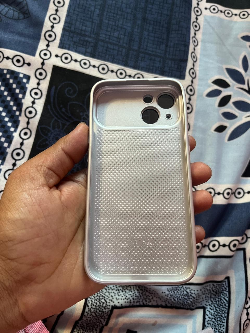 iPhone 15 Back Cover image 1
