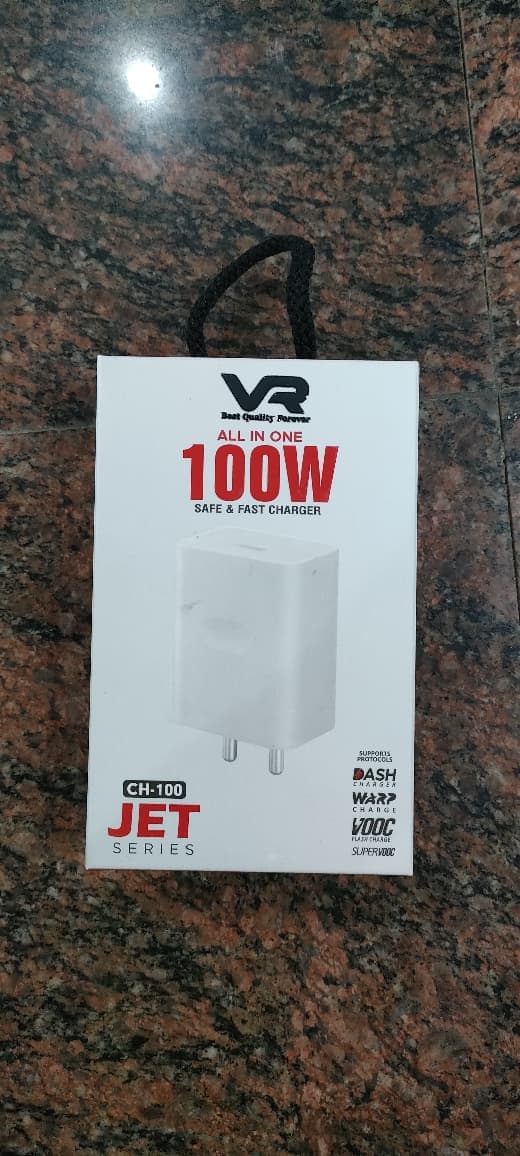 VR CH-100 Jet Series 100W Fast Charger