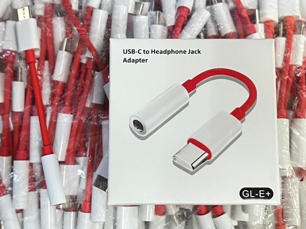 USB C Headset Jack Adapter image 1