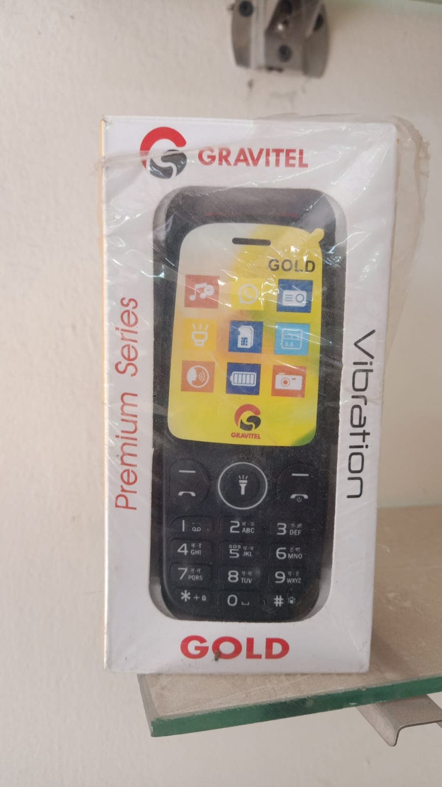 Gravitel Gold Keypad Feature Phone