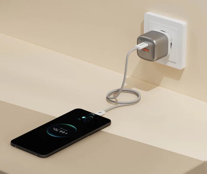 Varni A125 27W USB-C Power Adapter image 4