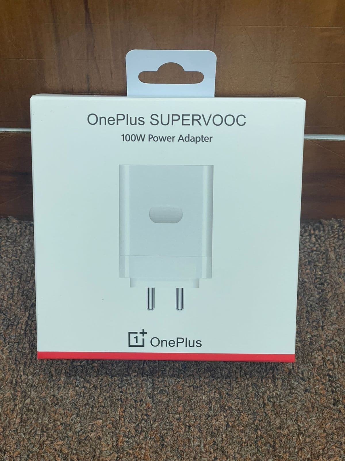 OnePlus SuperVOOC 100W Power Adapter image 6