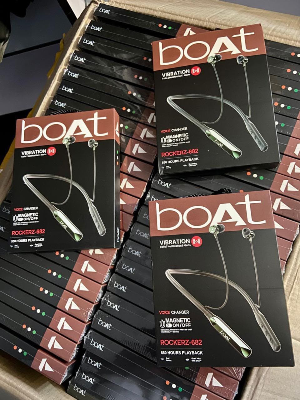 Boat Rockerz 682 Wireless Bluetooth Neckband