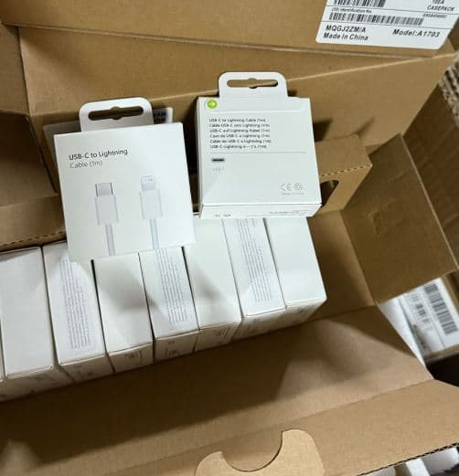 Apple USB-C To Lightning Cable (1m) OG Cable