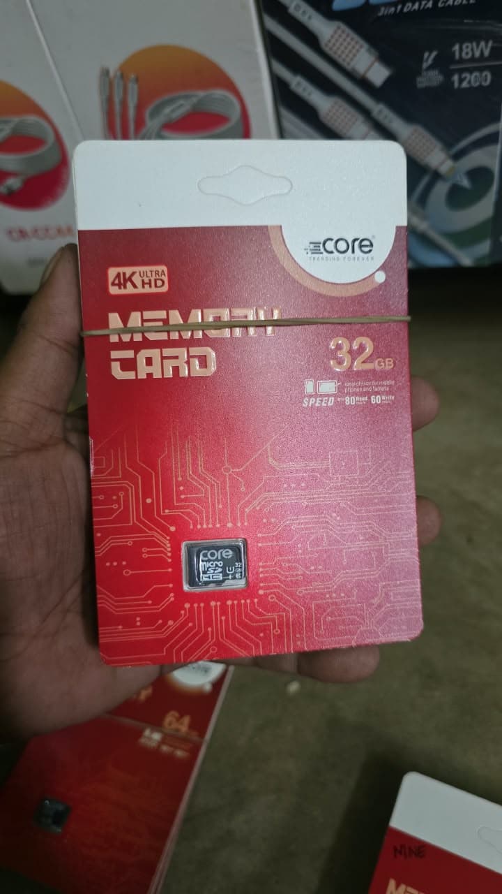 CORE 4K Ultra HD 32GB Micro SDHC Memory Card image 1