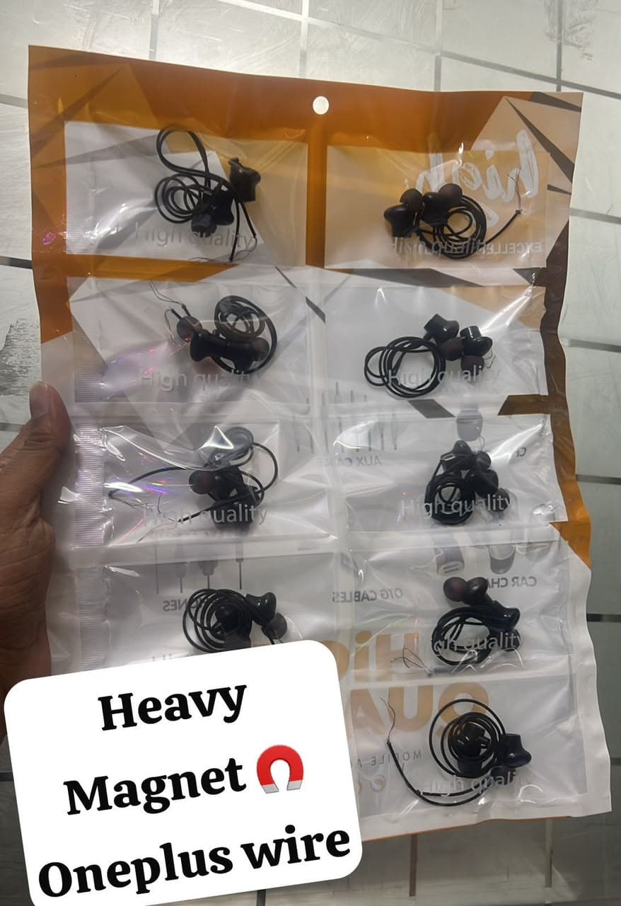 OnePlus Nord Type-C Earphones with Magnetic Buds