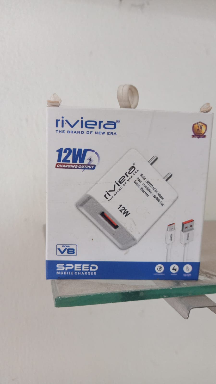 Riviera Speed V8 12W Mobile Charger