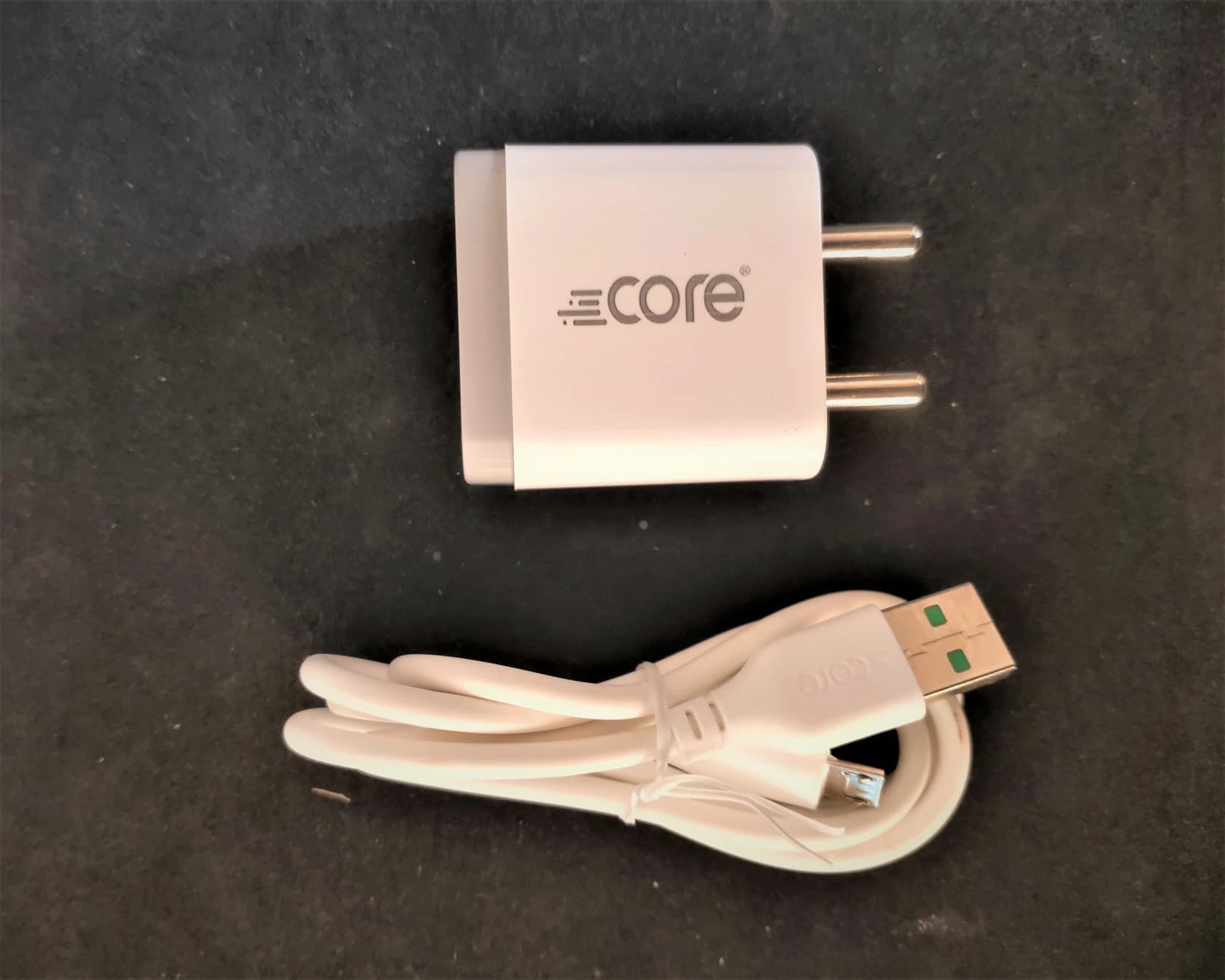 Core CR-CH35 Trust Series Travel Charger image 1
