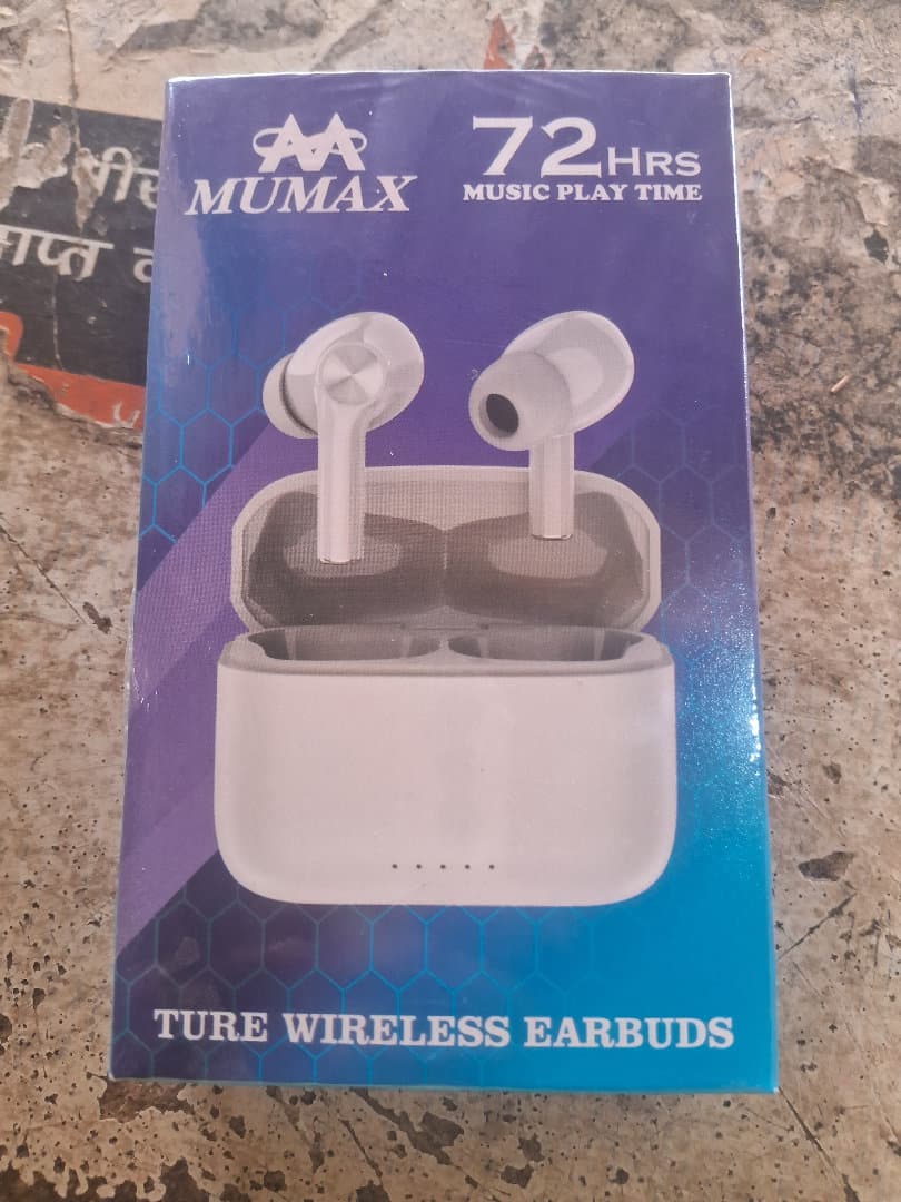MUMAX Earbuds image 4