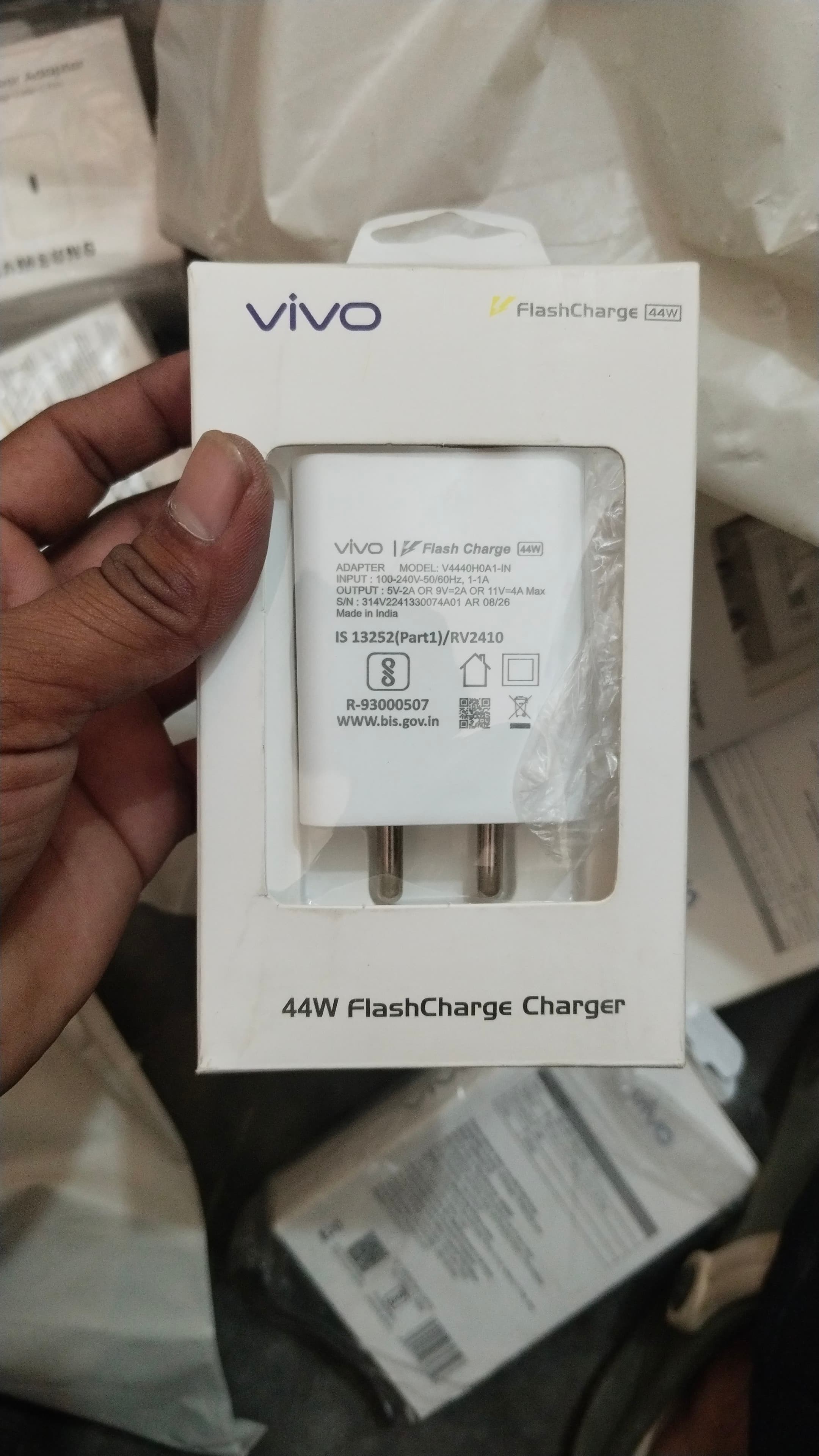 Vivo 44W FlashCharge Fast Charger Adapter
