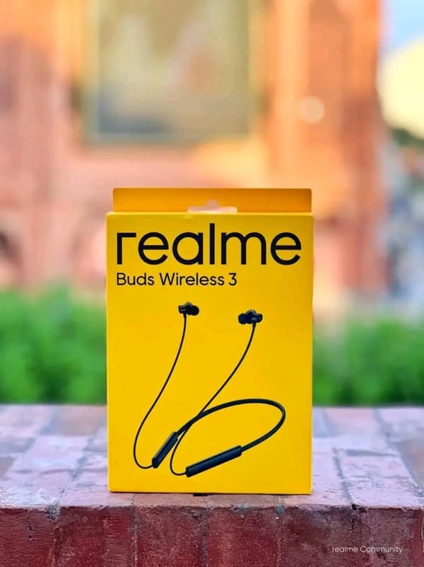 Realme image 3