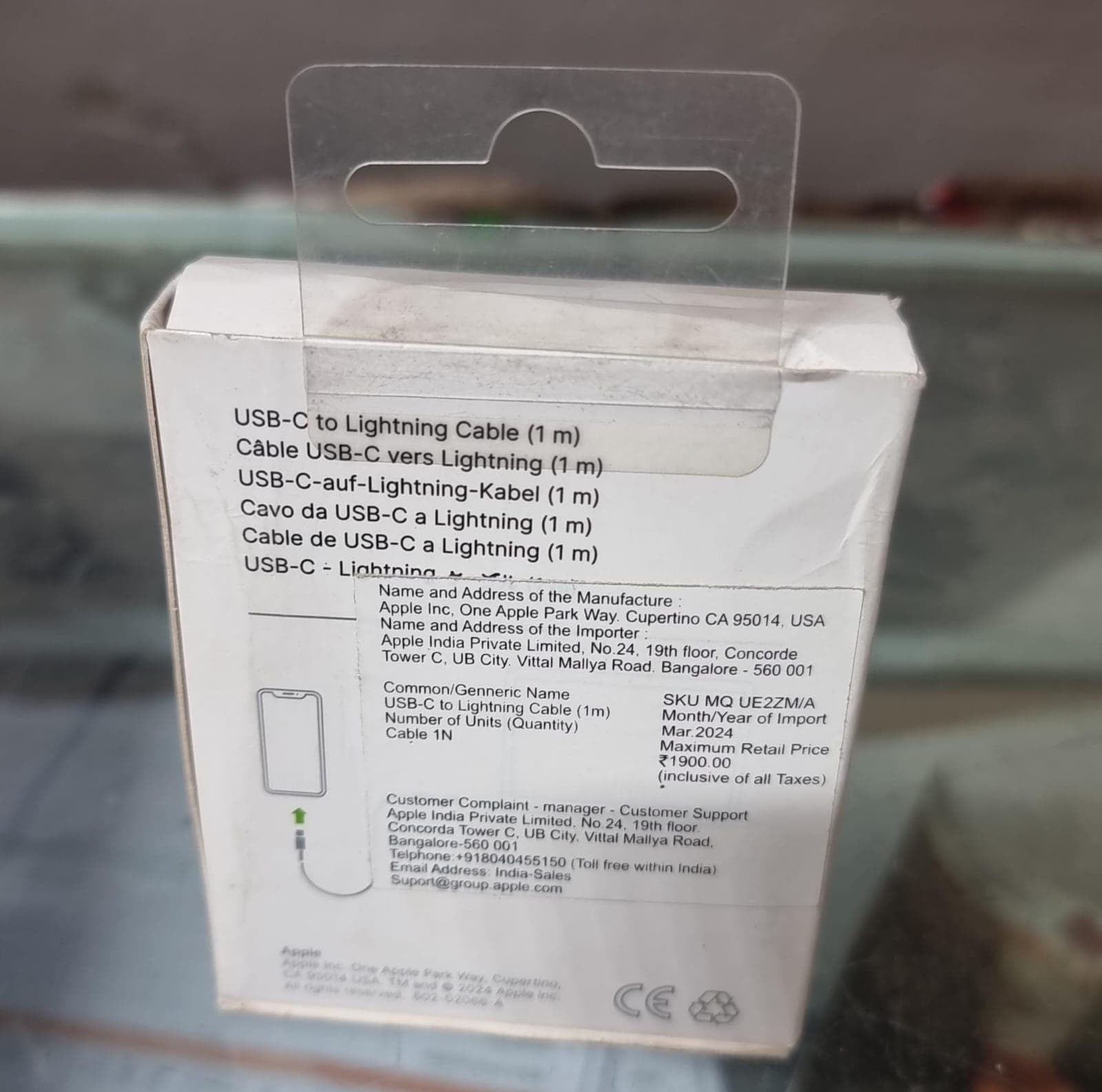 Apple USB-C To Lightning Cable (1m) image 2