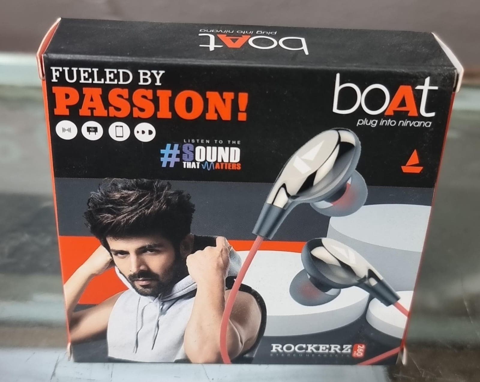Boat Rockerz 260 Wireless Neckband Earphones image 2